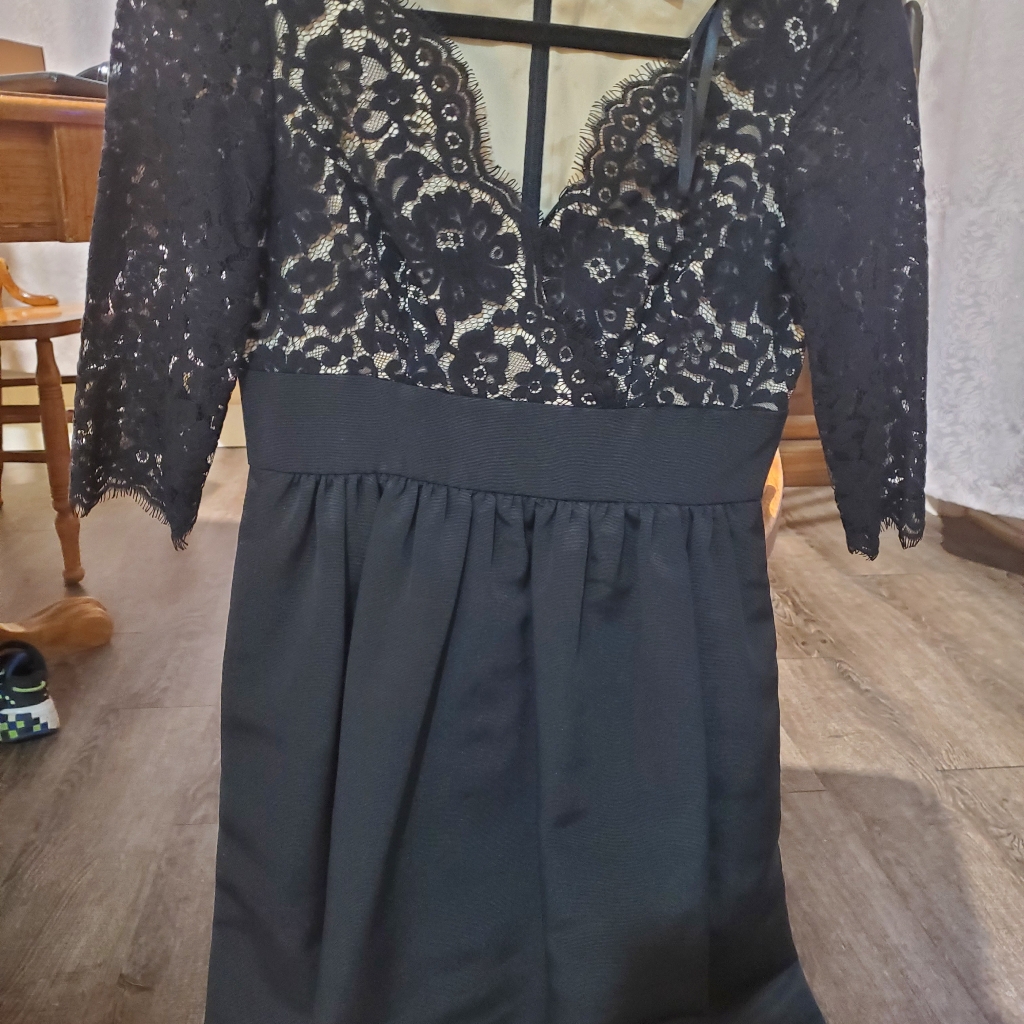 Evening Cocktail Dress With Very Pretty Lace Detail
